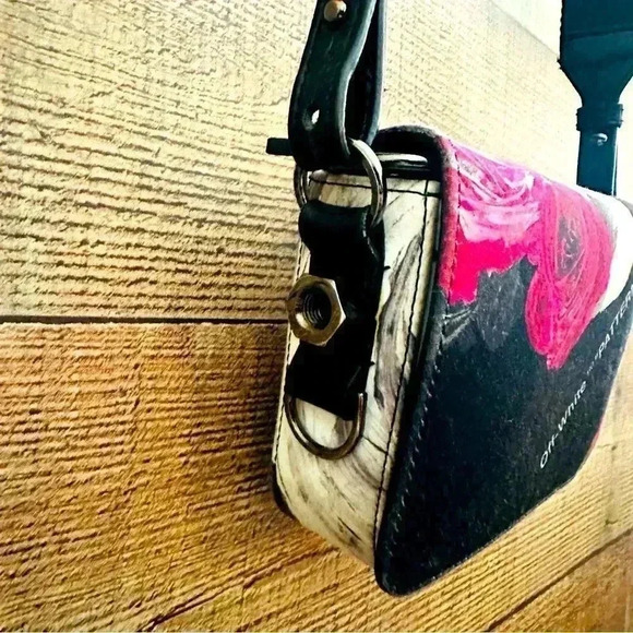 Authentic Off White Pattern Silk Floral Purse - Picture 4 of 14